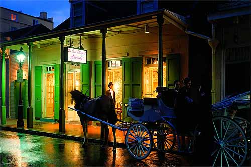 Exterior of Arnaud's Restaurant at Night